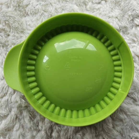 Tupperware Mini Pastry Press, Pie, 2 Pack, Lime Green, Star, NWT - Picture 3 of 11
